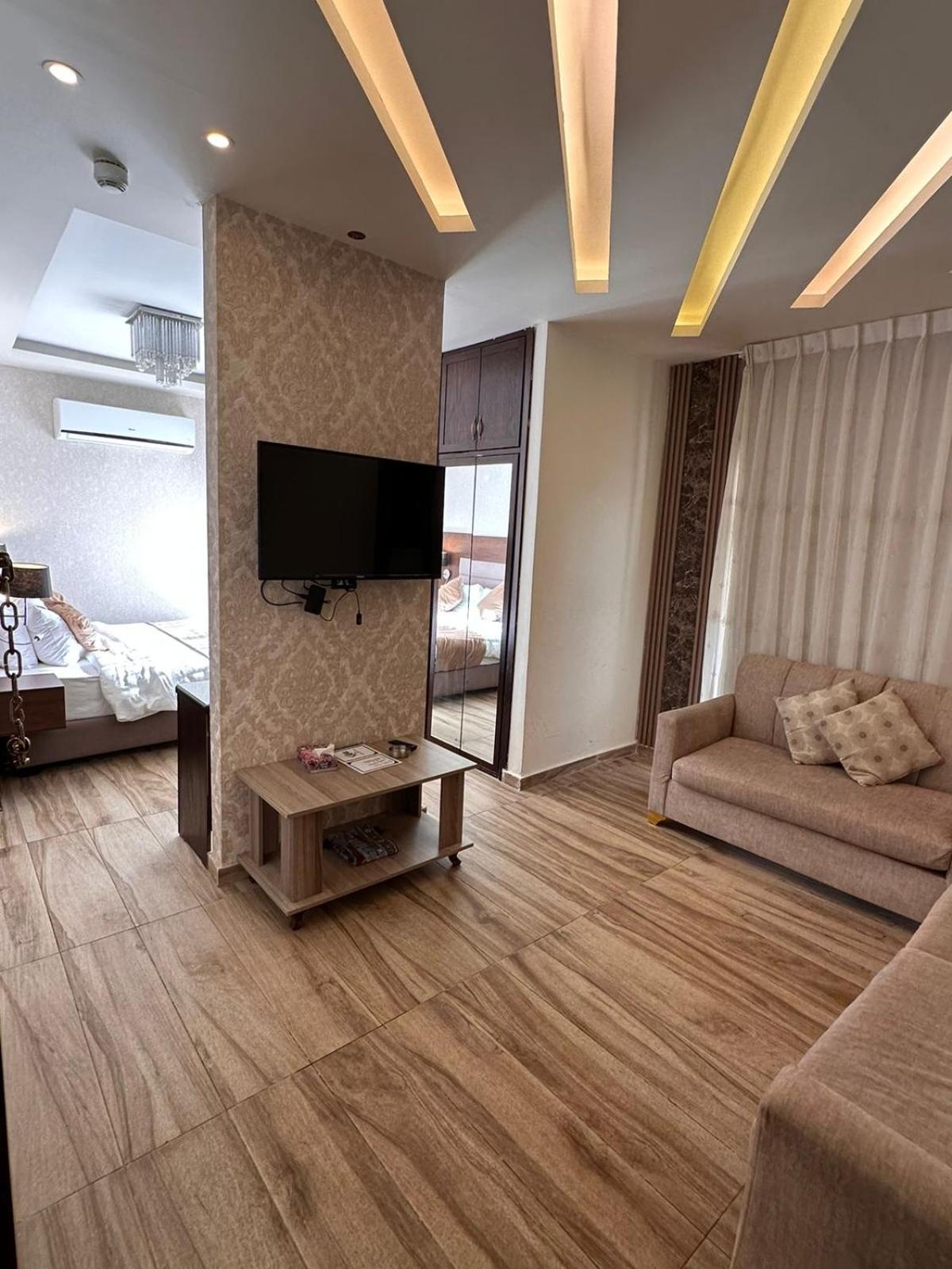 Alqimah Hotel Apartments Amman Exterior foto